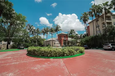 8245 Lake Dr #308, Doral, FL 33166 - Photo 15