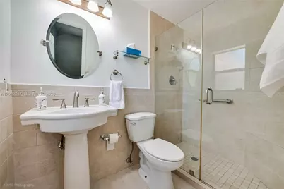 15700 SW 87th Ave, Palmetto Bay, FL 33157 - Photo 11