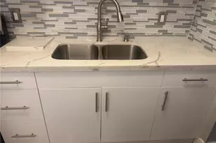 [Address not provided], Miami, FL 33172 - Photo 9