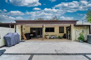 13932 Kendale Lakes Dr, Miami, FL 33183 - Photo 33