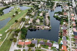 13932 Kendale Lakes Dr, Miami, FL 33183 - Photo 29