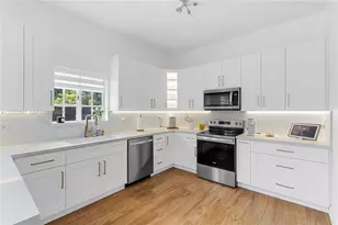 14942 NW 89th Ct, Miami Lakes, FL 33018 - Photo 9