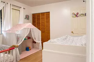 9880 Hammocks Blvd, Miami, FL 33196 - Photo 17