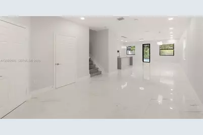3567 W 110th Ter, Hialeah, FL 33018 - Photo 13