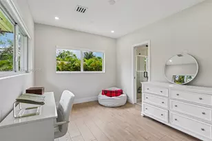 5620 SW 63rd Ct, South Miami, FL 33143 - Photo 17