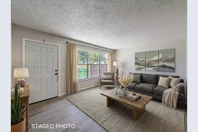 3702 SW 60th Ter #31, Davie, FL 33314 - Photo 5