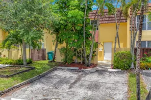 3702 SW 60th Terrace, Davie, FL 33314 - Photo 1