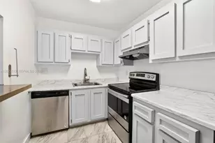 4174 Inverrary Dr, Lauderhill, FL 33319 - Photo 11