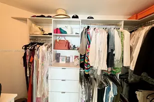 650 NE 32nd St, Miami, FL 33137 - Photo 13