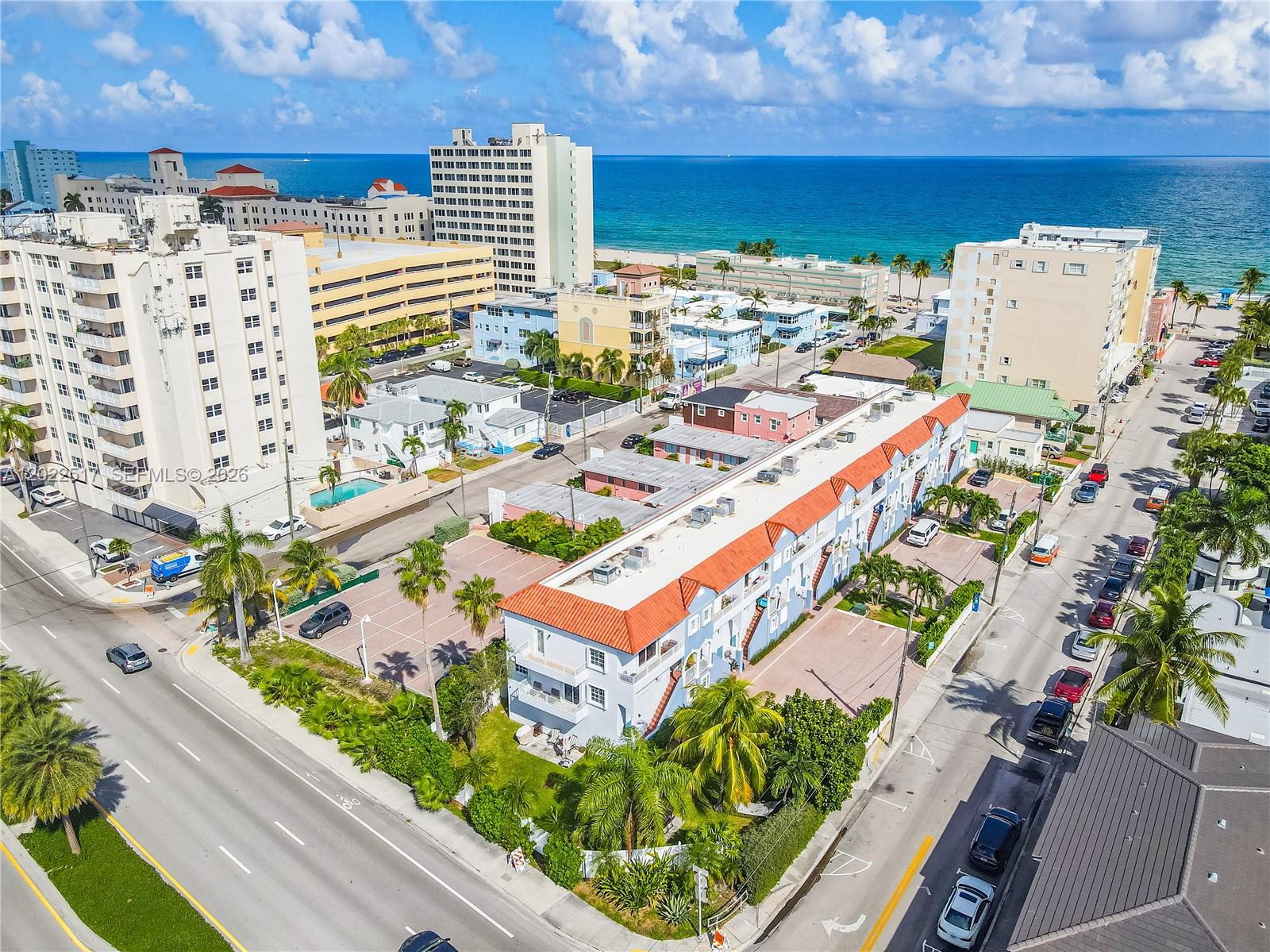 349 Virginia St #349 - 349 Virginia St #349, Hollywood, FL 33019 Luxury Property | Jose Angel Pina