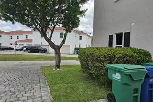 9530 SW 171st Ct, Miami, FL 33196 - Photo 17