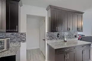 876 Gardenia Dr, Royal Palm Beach, FL 33411 - Photo 19
