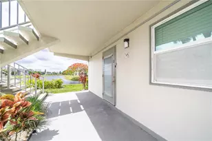 145 Brittany D, Delray Beach, FL 33446 - Photo 5
