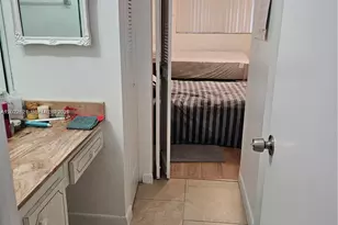 145 Brittany D, Delray Beach, FL 33446 - Photo 9