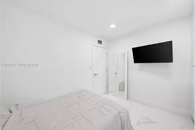 455 NE 210th Ter, Miami, FL 33179 - Photo 13