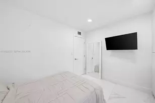 455 NE 210th Terrace, Miami, FL 33179 - Photo 13
