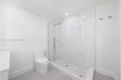 455 NE 210th Ter, Miami, FL 33179 - Photo 11