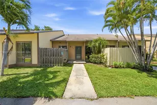 455 NE 210th Terrace, Miami, FL 33179 - Photo 25