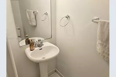 870 NE 212th Ter #2, Miami, FL 33179 - Photo 11