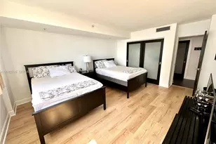 1500 Bay Rd, Miami Beach, FL 33139 - Photo 15