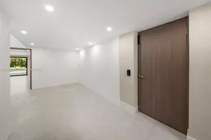 900 NE 75th St, Miami, FL 33138 - Photo 43