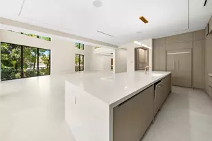 900 NE 75th St, Miami, FL 33138 - Photo 15