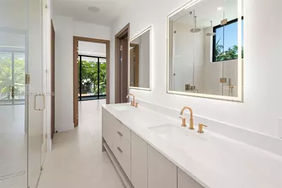 900 NE 75th St, Miami, FL 33138 - Photo 31
