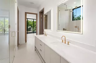 900 NE 75th St, Miami, FL 33138 - Photo 31