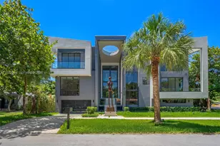 900 NE 75th St, Miami, FL 33138 - Photo 1