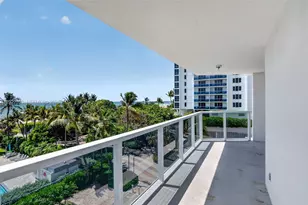 2401 Collins Ave, Miami Beach, FL 33140 - Photo 27