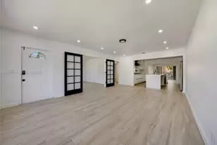 716 SW 5th Ave, Hallandale Beach, FL 33009 - Photo 1
