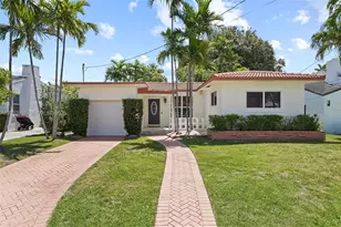 8927 Carlyle Ave, Surfside, FL 33154 - Photo 1