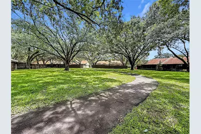 1571 NW 96th Way #1571, Pembroke Pines, FL 33024 - Photo 33