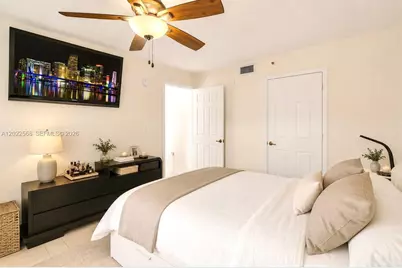 814 NW 36th Ave #302, Miami, FL 33125 - Photo 11