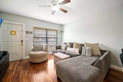 10049 Winding Lake Rd #202, Sunrise, FL 33351 - Photo 3