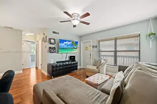 10049 Winding Lake Rd, Sunrise, FL 33351 - Photo 7