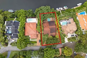 7244 E Lago Dr, Coral Gables, FL 33143 - Photo 3