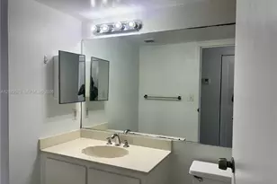 7601 E Treasure Dr, North Bay Village, FL 33141 - Photo 17