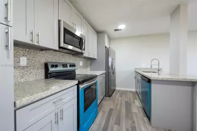 4111 Stirling Rd #509, Dania Beach, FL 33314 - Photo 3