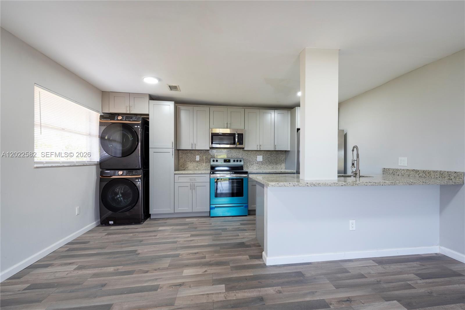 4111 Stirling Rd #509 - 4111 Stirling Rd #509, Dania Beach, FL 33314 Luxury Property | Jose Angel Pina