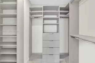 700 NE 24th St, Miami, FL 33137 - Photo 37