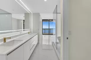 700 NE 24th St, Miami, FL 33137 - Photo 11