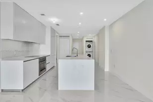 700 NE 24th St, Miami, FL 33137 - Photo 27