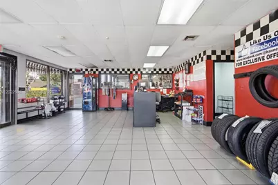 8730 SW 8th St, Miami, FL 33174 - Photo 17