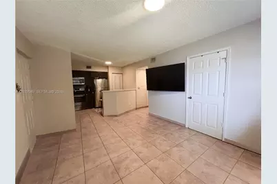 3690 N 56th Ave #916, Hollywood, FL 33021 - Photo 7