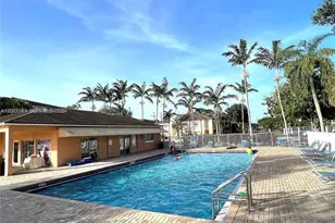 3690 N 56th Ave, Hollywood, FL 33021 - Photo 17
