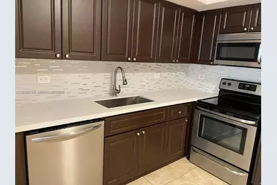 3690 N 56th Ave #916, Hollywood, FL 33021 - Photo 3