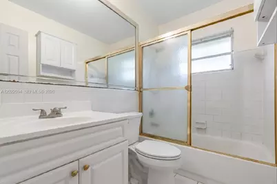 6013 NW 68th, Tamarac, FL 33321 - Photo 17