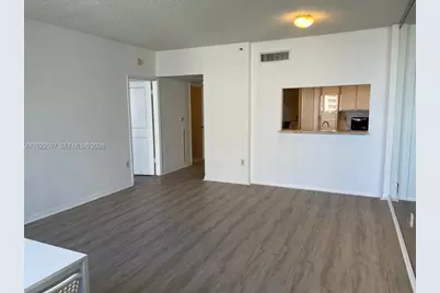540 Brickell Key Dr #1600, Miami, FL 33131 - Photo 9
