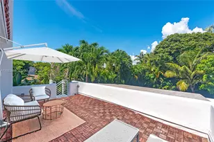 5236 Pine Tree Dr, Miami Beach, FL 33140 - Photo 43